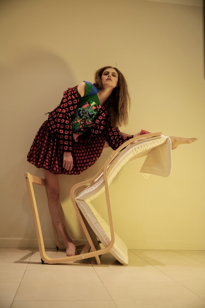 K-NIXON.COM-Out-of-Place